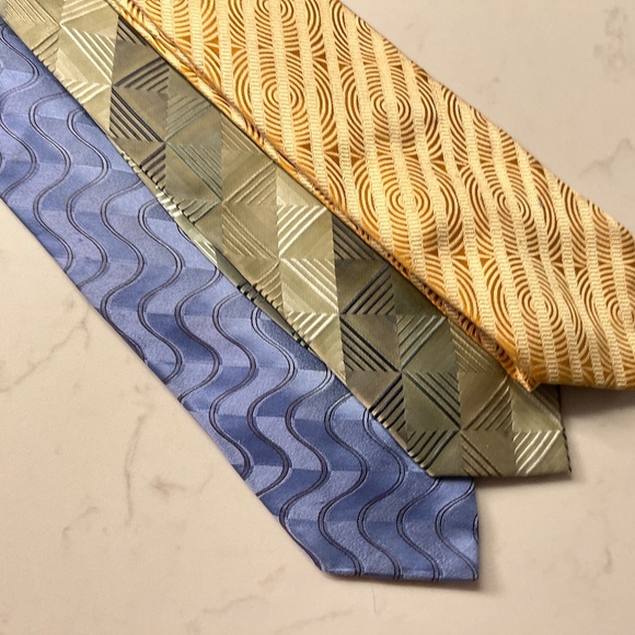 Lot of 3 Silk Ties - Picture 7 of 16